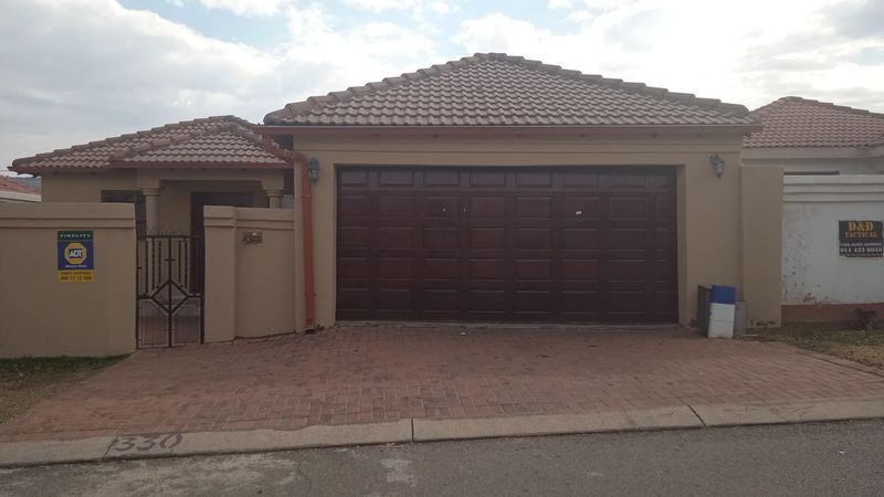 A Stunning 3 bedroom  house in Alveda Park for sale &#64; R 1 200 000