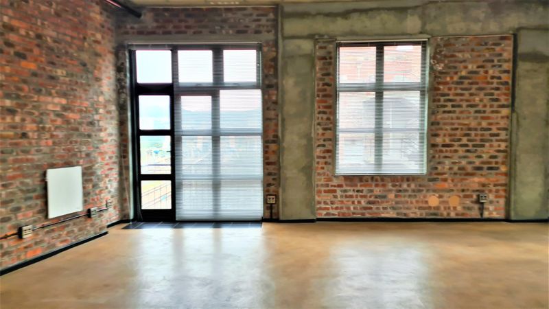 OLD CASTLE BREWERY | THIRD FLOOR | OPEN-PLAN | GREAT VALUE