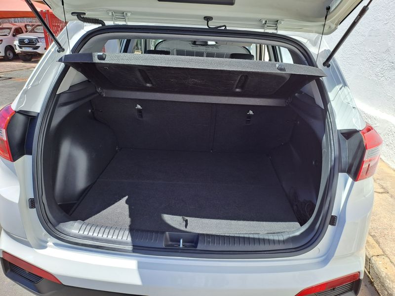 2017 Hyundai Creta 1.6 Executive, White with 85800km available now!