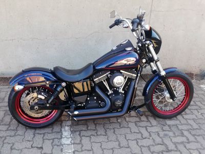 Stunning Dyna Street Bob Special!