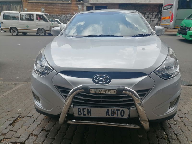 2013 Hyundai ix35 2.0 GL 4x2, Silver with 85000km available now!