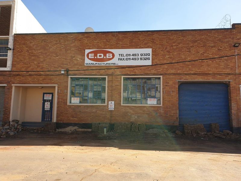 Industrial property available for sale / for rent in Johannesburg South