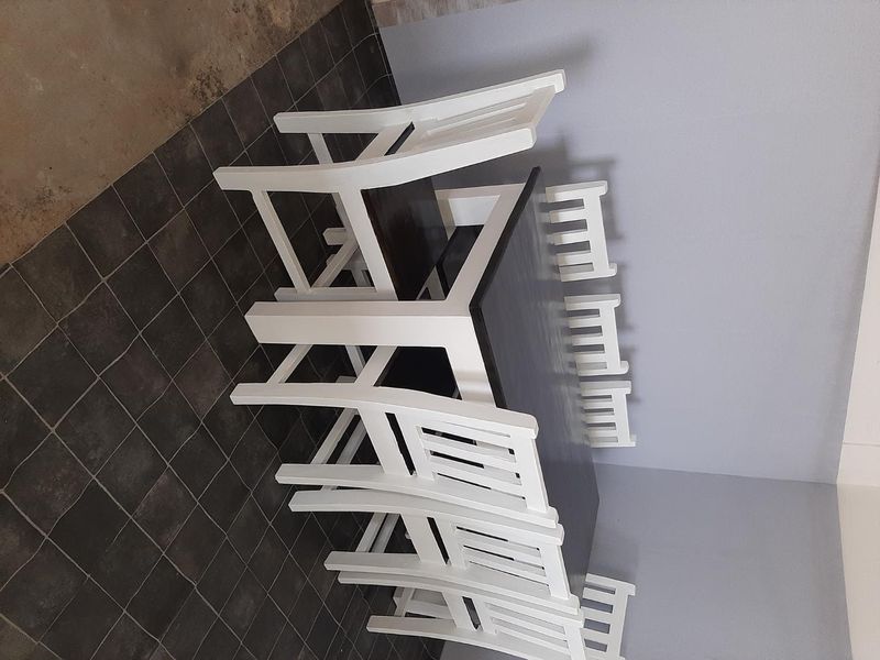 Durable Dinning Furniture