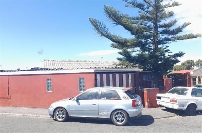 3 Bedroom with 1 Bathroom House For Sale Western Cape