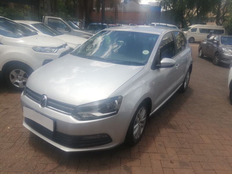 2018 Volkswagen Polo Vivo Hatch 1.4 Base, Silver with 110000km available now!