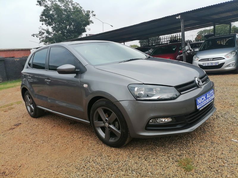 2020 Volkswagen Polo Vivo Hatch 1.4 Comfortline, Grey with 60000km available now!