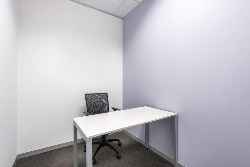 Private office space for 2 persons in Regus Southdowns Ridge Office Park
