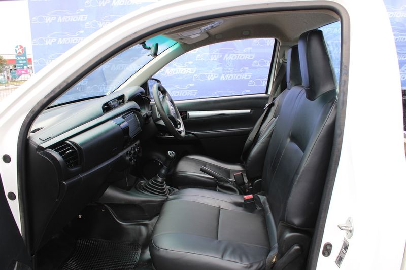 2018 TOYOTA HILUX 2.4 GD-6 RB SR P/U S/C