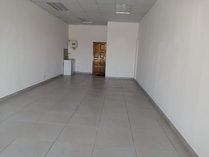 Retail space to let in Fordsburg