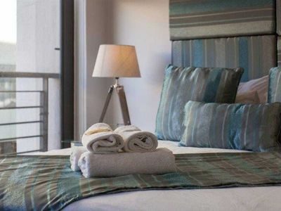 St Georges 304 by CTHA