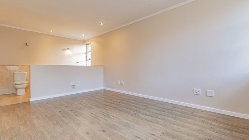 2 Bedroom apartment in Johannesburg Central To Rent