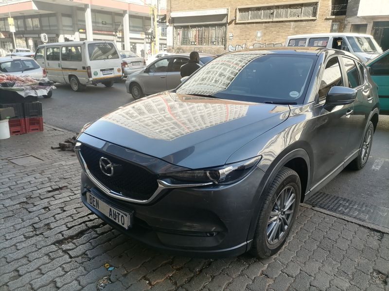 2019 Mazda CX-5 2.0 Active 4x2 AT, Grey with 62000km available now!