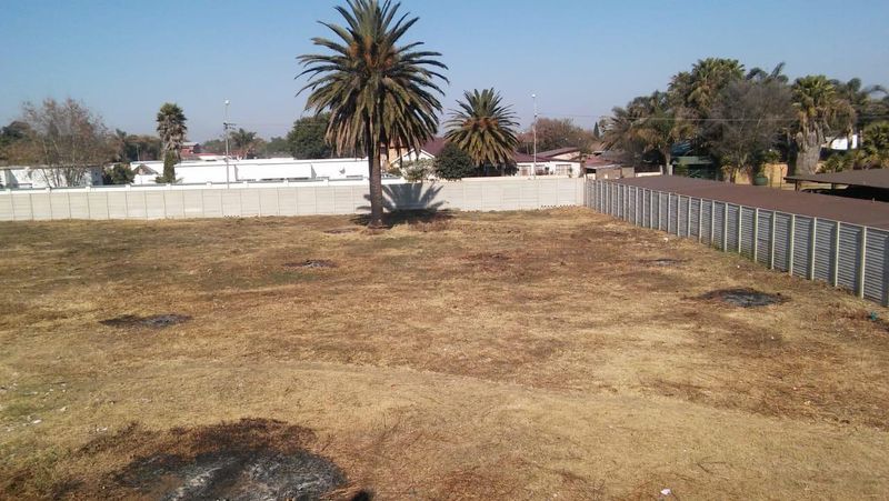 Vacant patch of land for sale in Randfontein