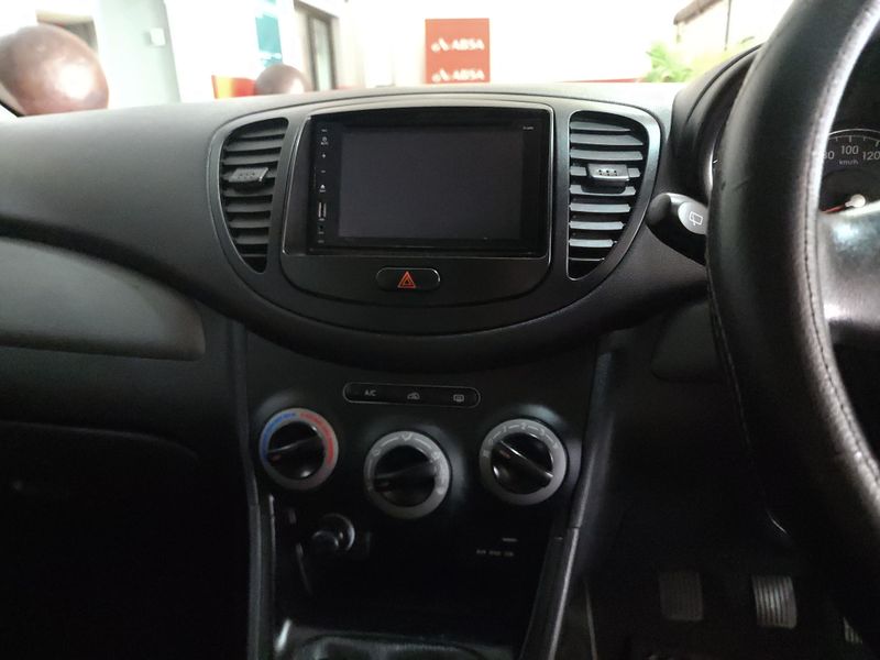 2016 Hyundai i10 1.1 GLS for sale!