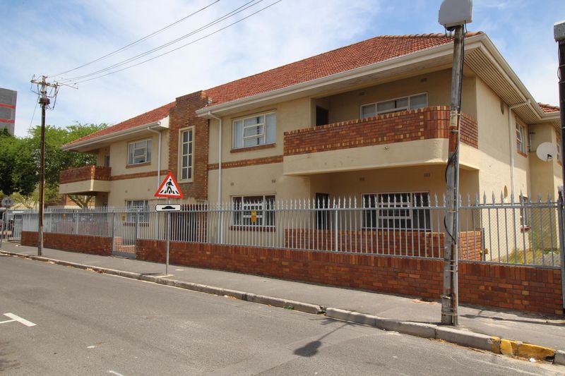 ONE BEDROOM FLAT AVAILABLE IN GLENLILY PAROW