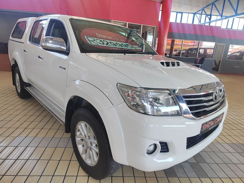 2014 Toyota Hilux 3.0 D-4D D/Cab R/Body Raider with 219688kms at TOKYO AUTO SALES 021 591 2730