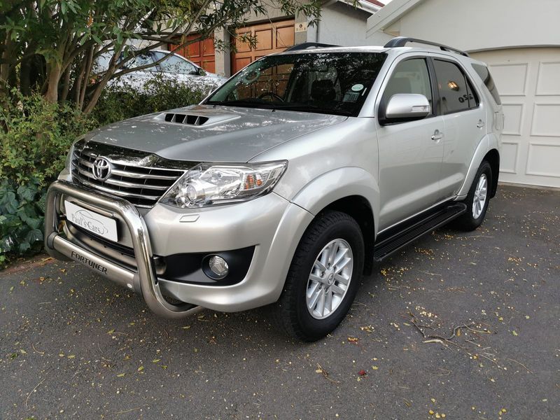 2014 Toyota Fortuner 3.0 D-4D 4x2 AT, Silver with 159350km available now!