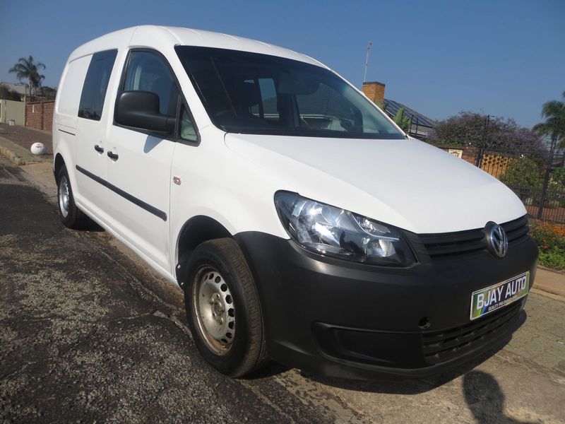 2015 Volkswagen Caddy Crew Bus Maxi 2.0 TDI, White with 96000km available now!