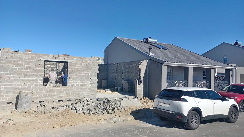 Soon to be Completed 3 Bedroom, 2 Bathroom, Freehold, Semidetached House in Bardale Lifestyle Estate
