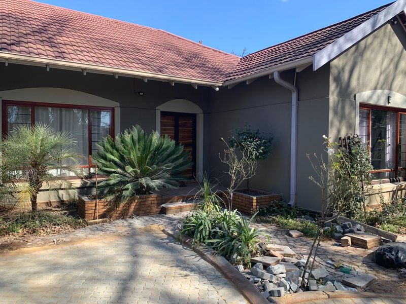 House in Benoni now available