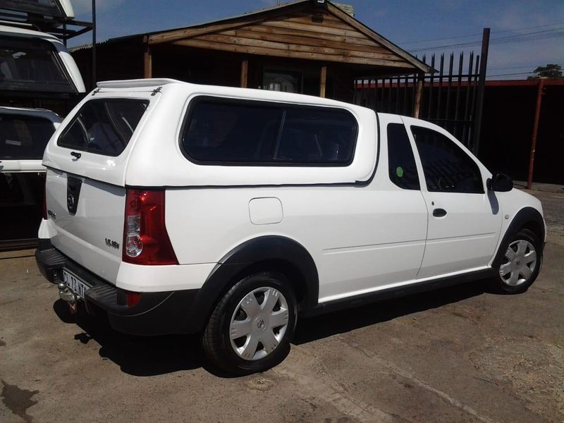 BRAND NEW NISSAN NP200 M-LINER LOW-LINER WHITE NEW BAKKIE CANOPY FOR SALE!!!