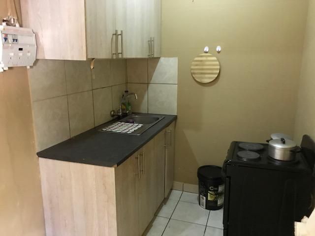 1 BEDROOM APARTMENT TO LET, BO-DORP, POLOKWANE