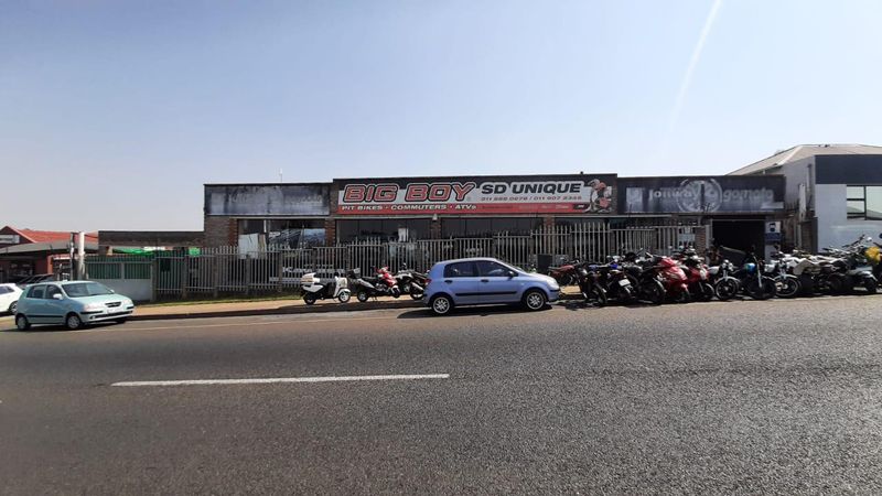 Standalone retail space available for sale in Alberton
