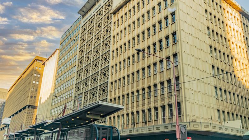 2 Bedroom apartment in Johannesburg Central To Rent