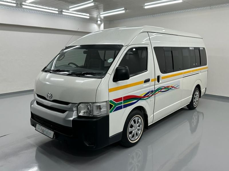 2021 Toyota Quantum 2.5 D-4D Sesfikile 16-Seater Bus