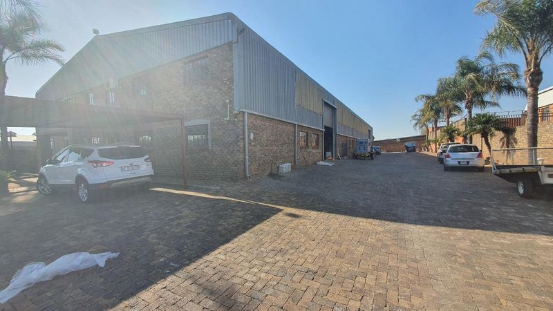 WAREHOUSE FOR SALE, FOUNDRY STREET, SILVERTONDALE
