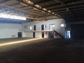 1400m² Industrial To Let in Glen Anil at R68.00 per m²
