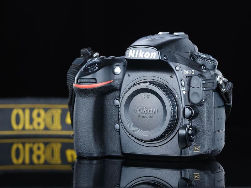 **CLEARANCE SALE** 36MP Professional Full-Frame Nikon D810 DSLR Camera Body in Great Condition