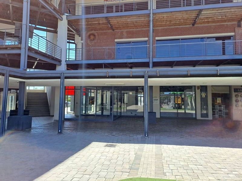 696 m2 Retail To Rent in Milnerton, Cape Town