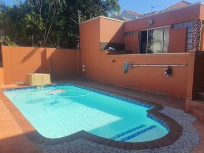 Glenwood- Upper Clark Rd – Beautiful 3 Bedroom/3 Bath Double Storey Home To Rent 30000.00