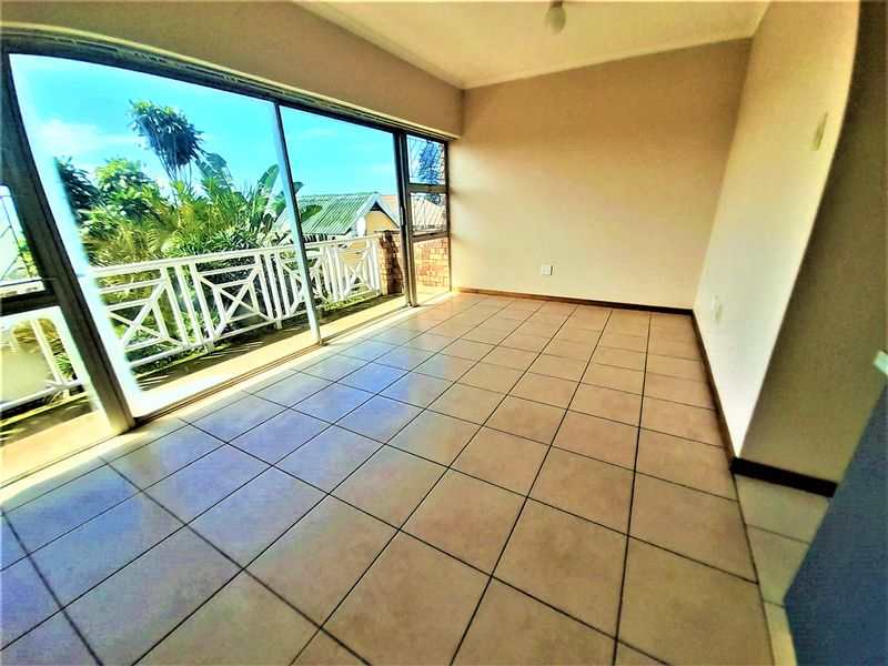 Modern 2 bedroom home situated in Umbilo