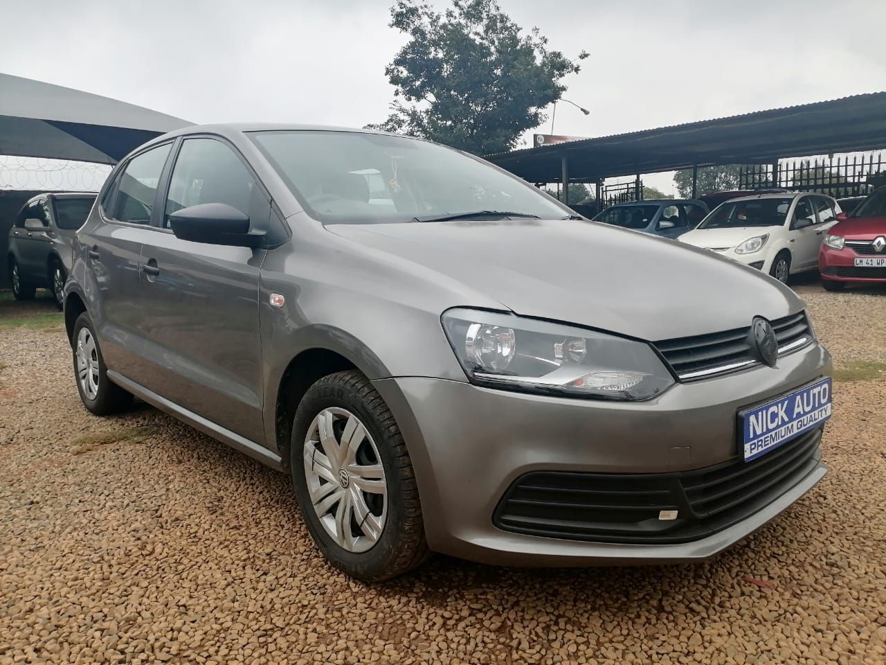 2021 Volkswagen Polo Vivo Hatch 1.4 Trendline, Grey with 52000km ...