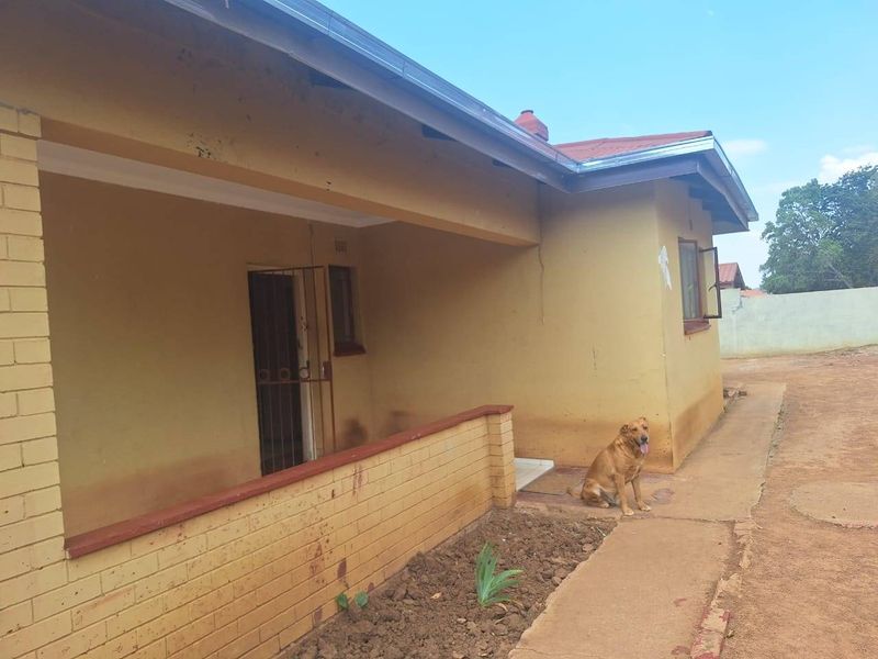 3 BEDROOM HOUSE FOR SALE IN WEST PARK (Pretoria)