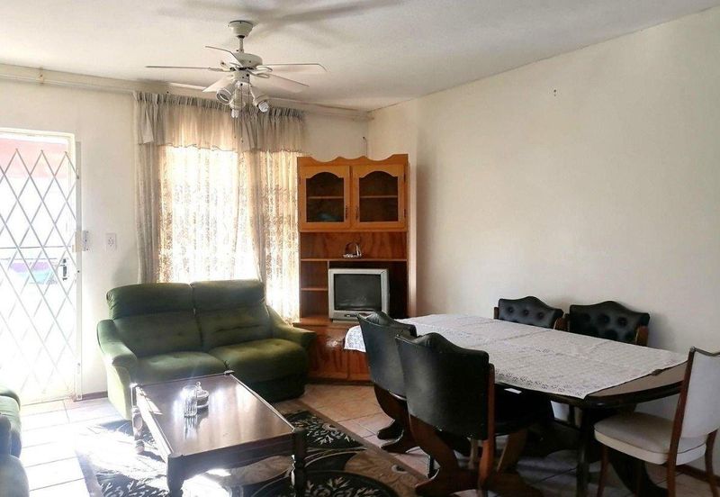 Apartment For Sale in Benoni Central, Benoni
