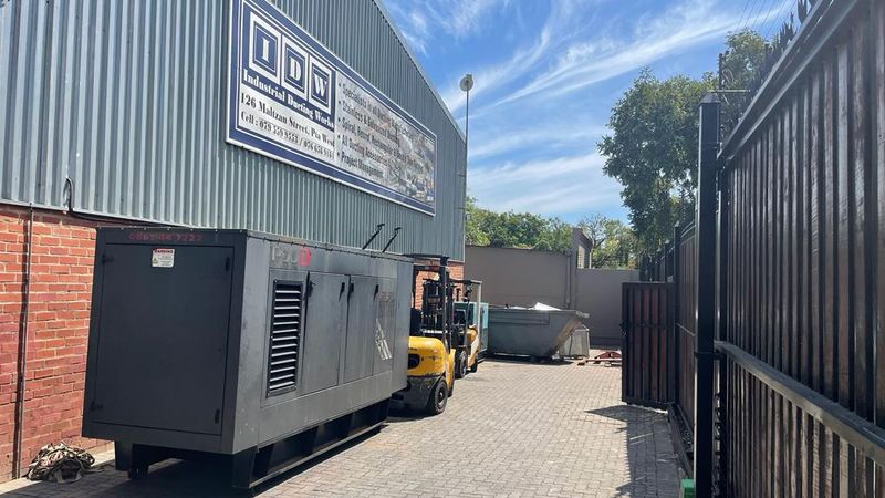 MALTZAN STREET | WAREHOUSE TO LET