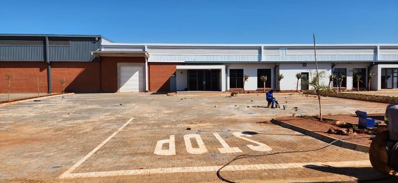 Olivewood Hub | A grade warehouse to let in Kempton Park