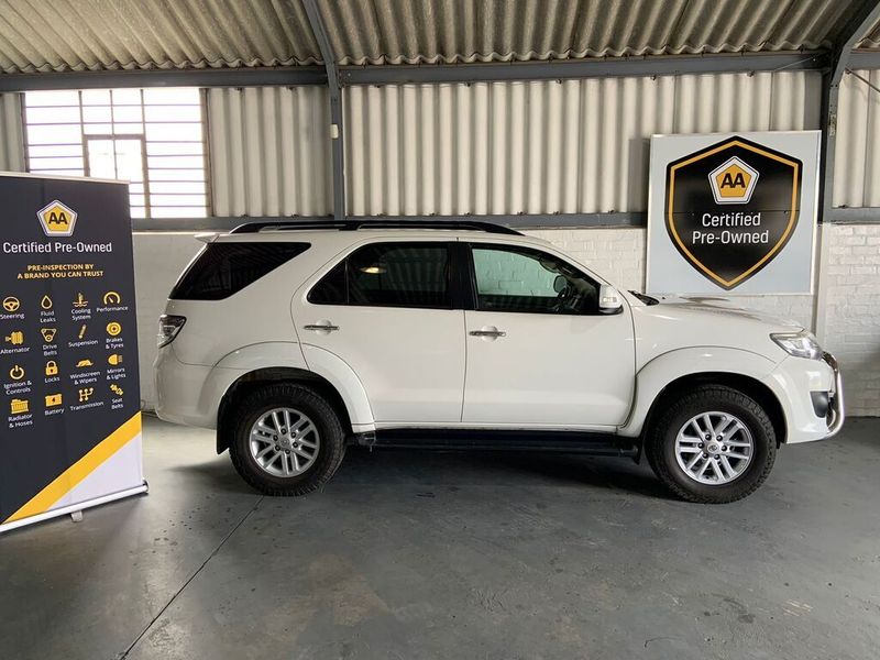 2013 TOYOTA FORTUNER 3.0D-4D R/B