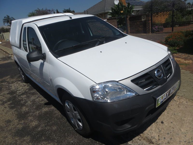 2022 Nissan NP200 1.6 8V AC Safety Pack, White with 82000km available now!