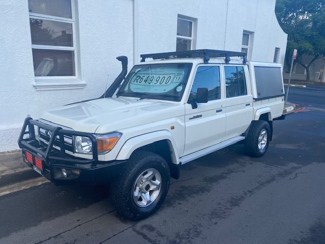 2018 Toyota Land Cruiser 79 4.2D Pick-up D/Cab, White with 76500km available now!