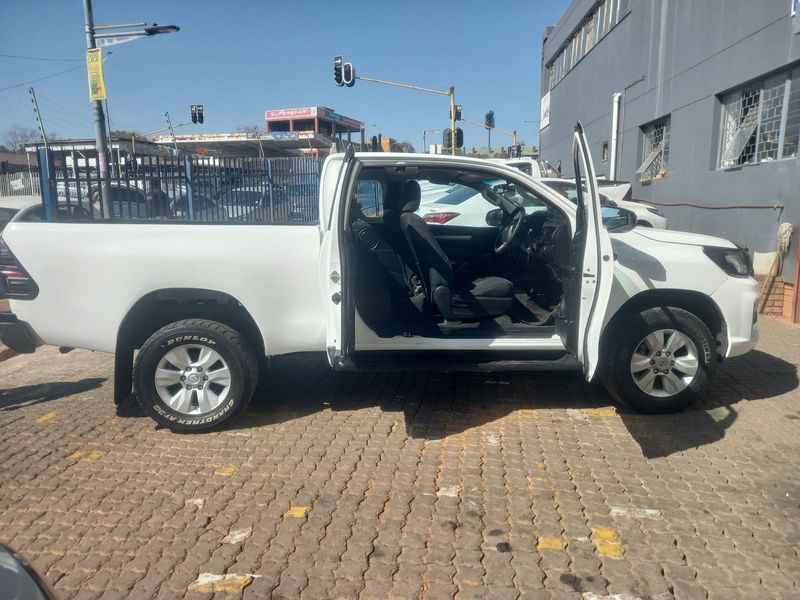 2019 Toyota Hilux 2.4 GD-6 X/Cab RB SRX for sale!