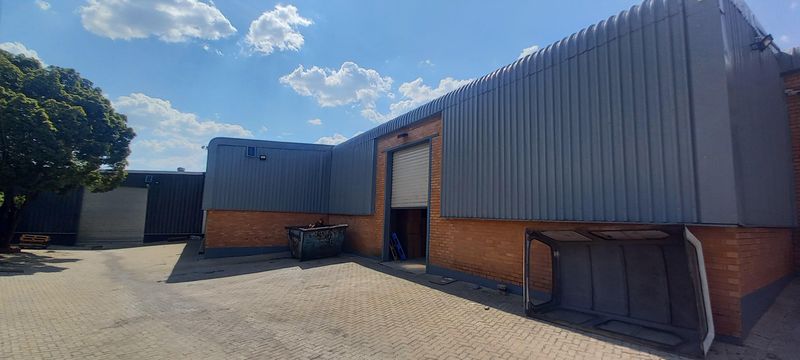 Newly Built Warehouse Space Available to let in Sebenza