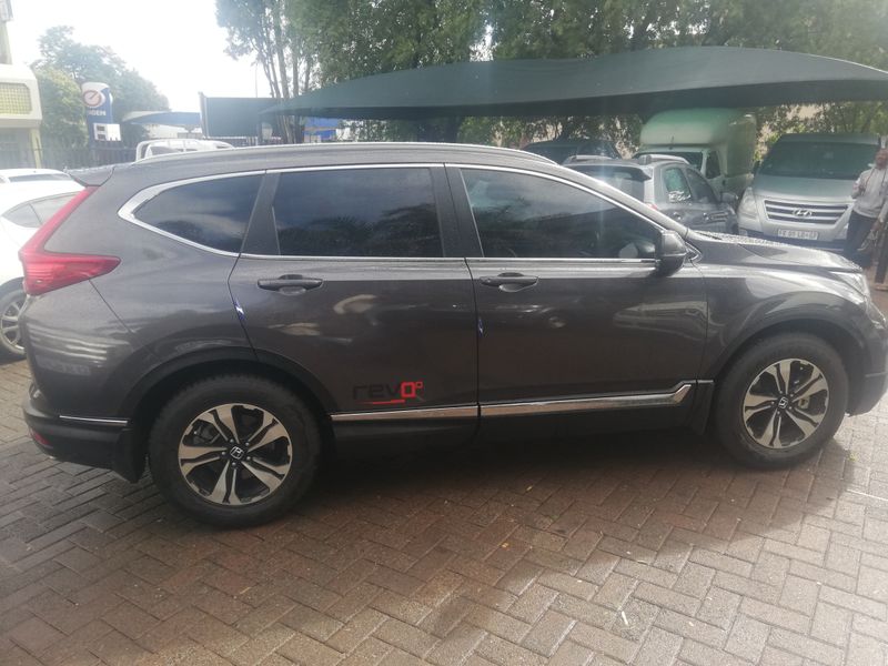 2018 Honda CR-V 2.0 i-VTEC 4x2 Comfort, Grey with 43000km available now!