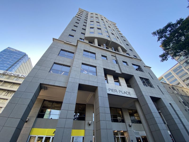 231m2 Office TO LET in Secure Building in Foreshore, Cape Town
