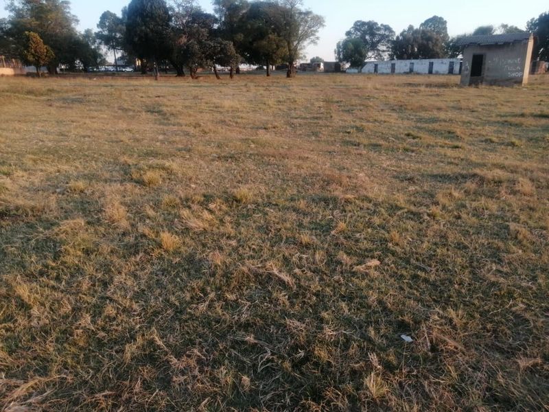 Vacant for sale in Rietspruit .