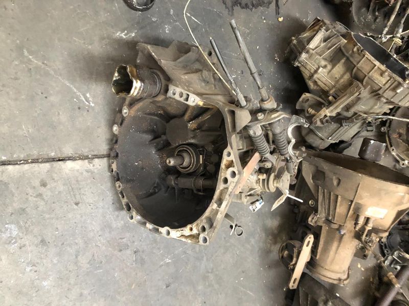 TOYOTA YARIS 1KR MANUAL GEARBOX FOR SALE