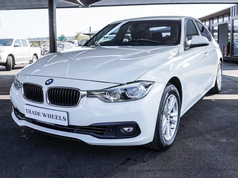 BMW 318i, White with 109979km, for sale!